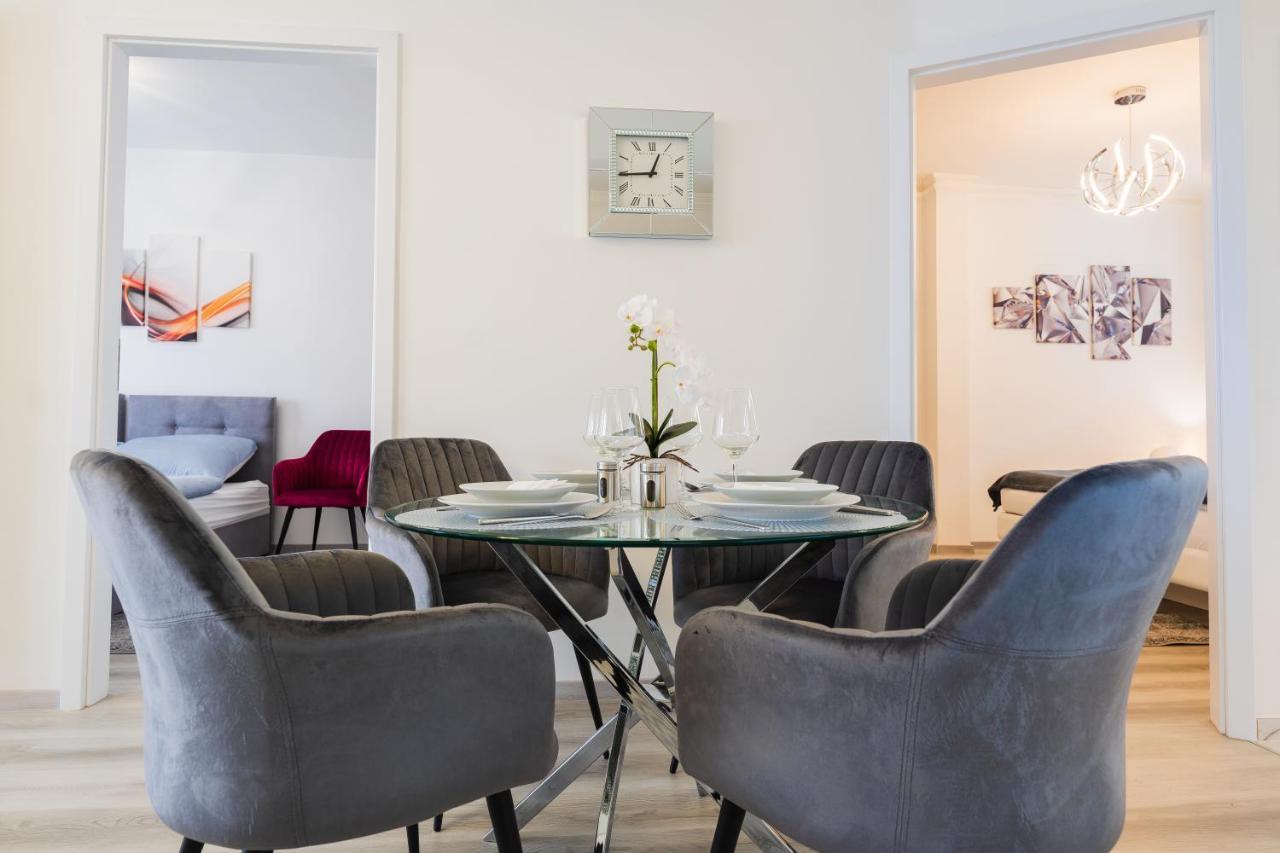 Central Residence 쇼프론 외부 사진